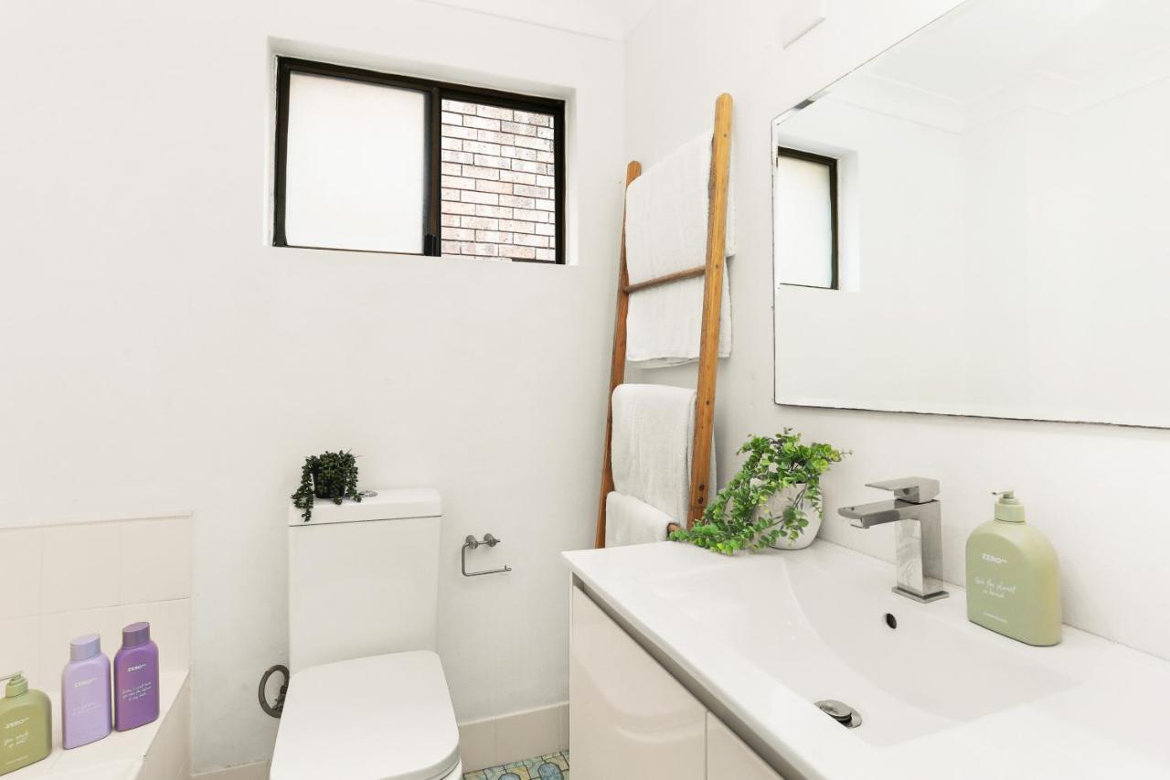 4mins To Darling Hrbr! 1 Bd+park Apartment Sydney